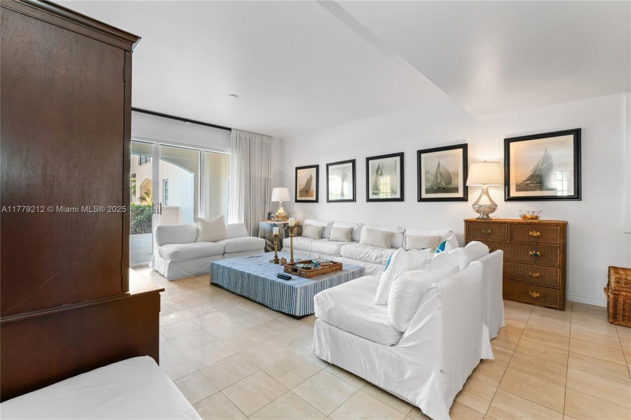 19112 Fisher Island Dr, Unit 19112, Miami Beach, FL 33109 Photo