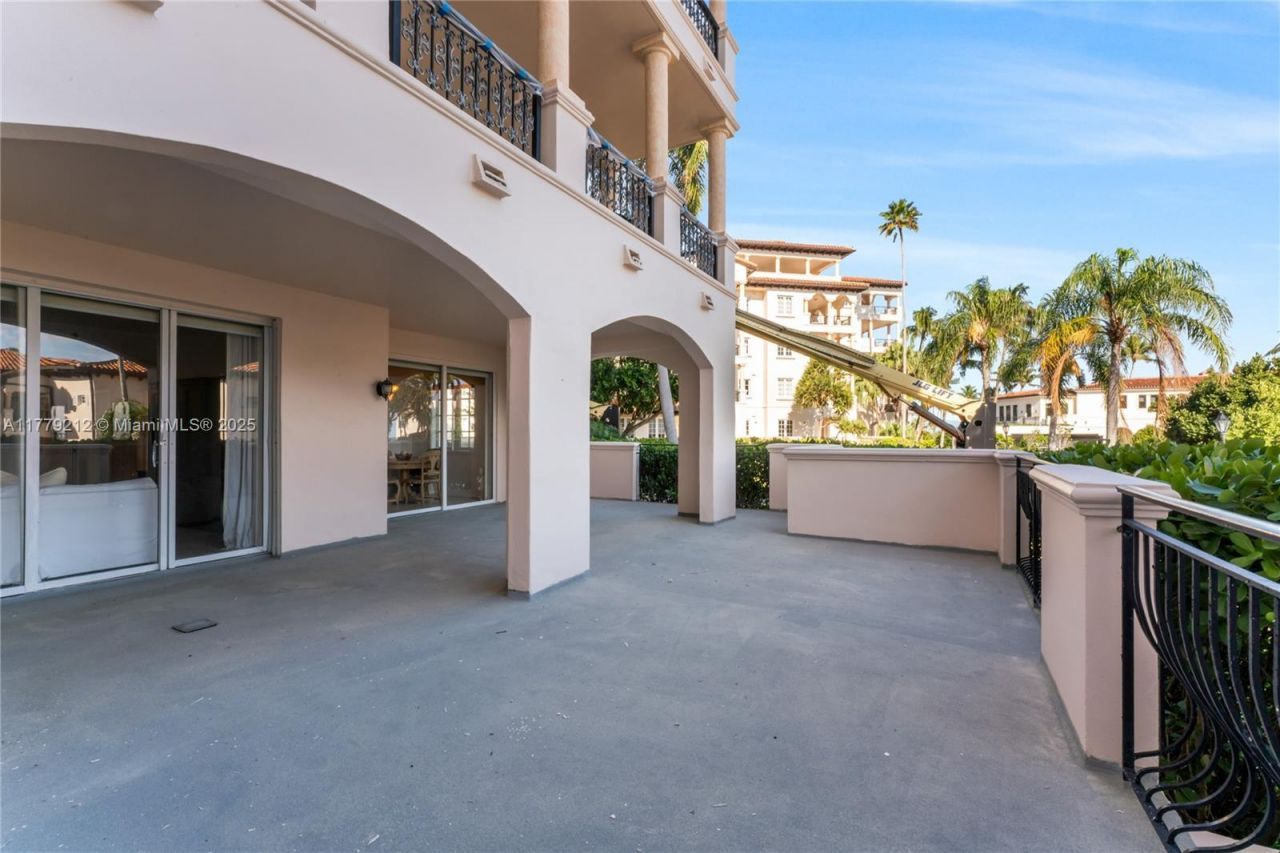 19112 Fisher Island Dr, Unit 19112, Miami Beach, FL 33109 Photo