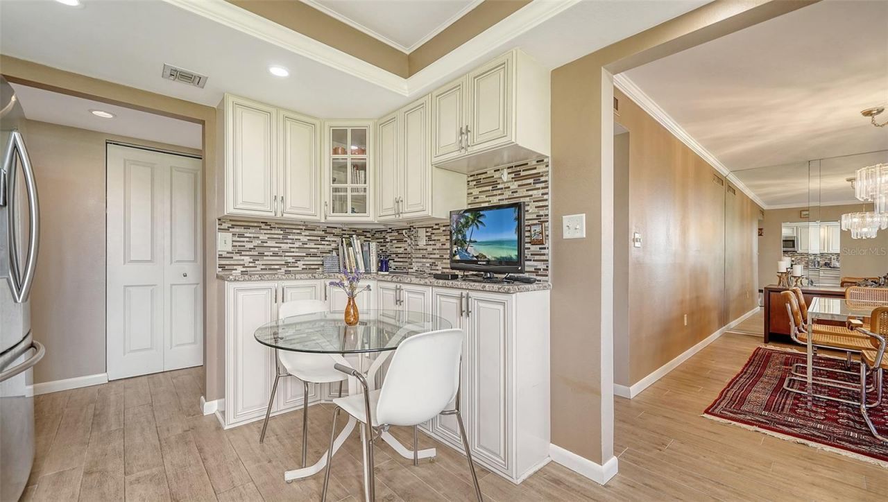 6267 Midnight Pass Road, Unit 306, Sarasota, FL 34242 Photo