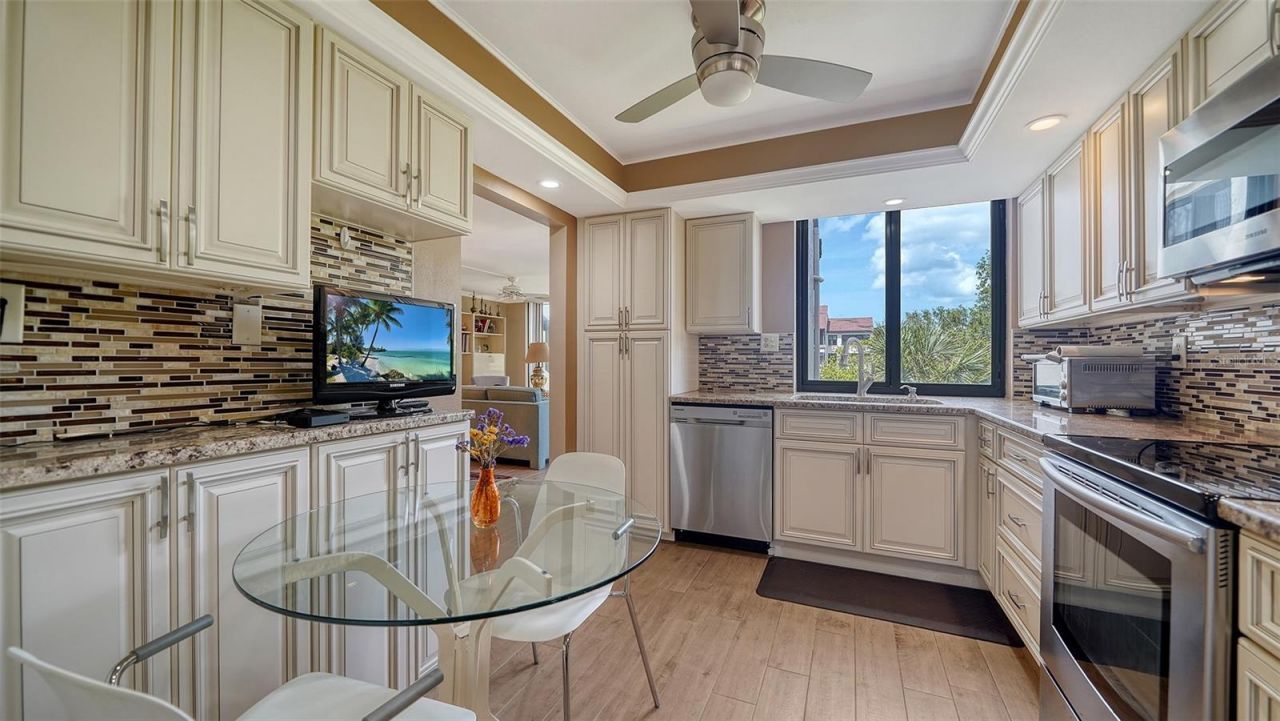 6267 Midnight Pass Road, Unit 306, Sarasota, FL 34242 Photo