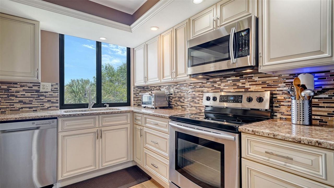 6267 Midnight Pass Road, Unit 306, Sarasota, FL 34242 Photo