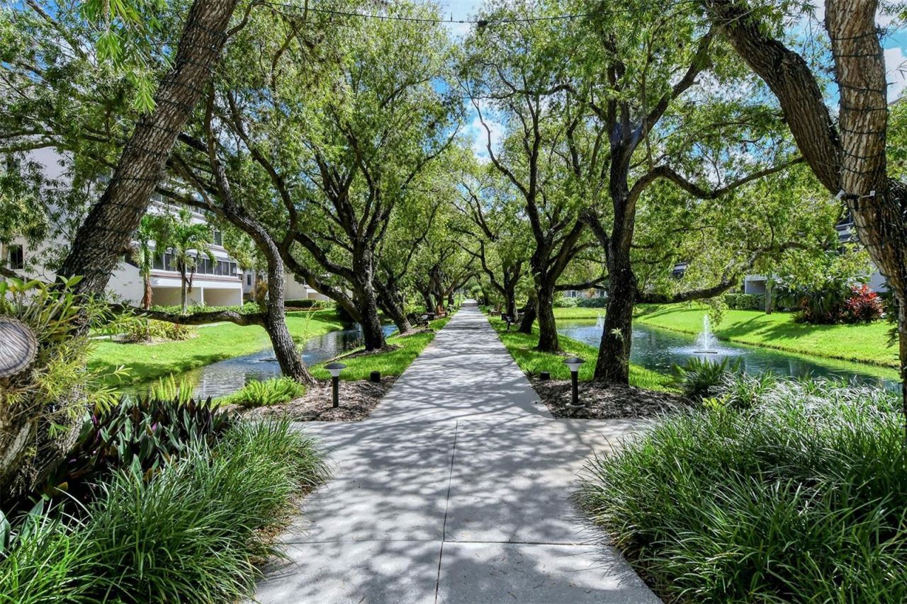 6267 Midnight Pass Road, Unit 306, Sarasota, FL 34242 Photo