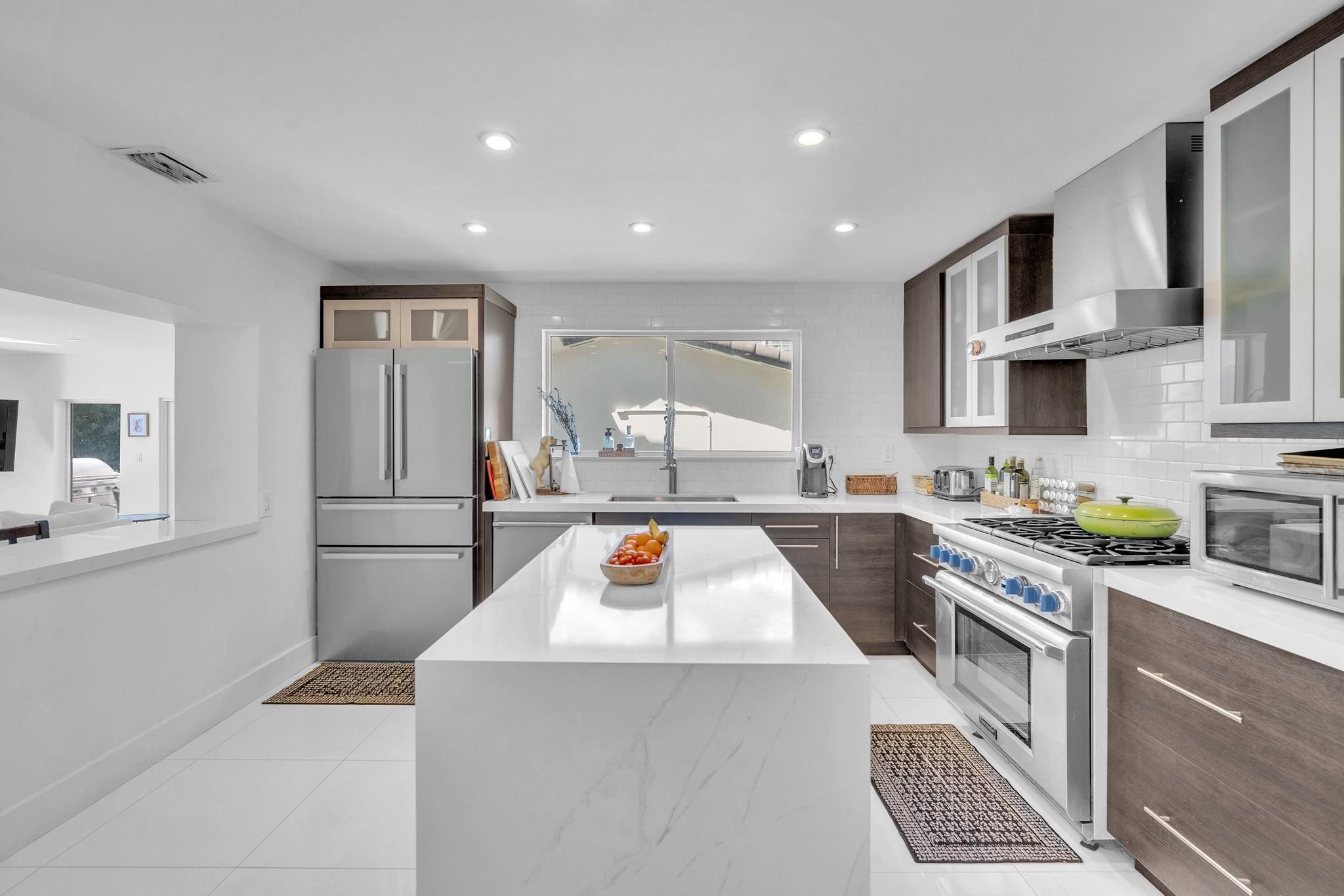 354 Golden Beach Dr, Golden Beach, FL 33160 Photo