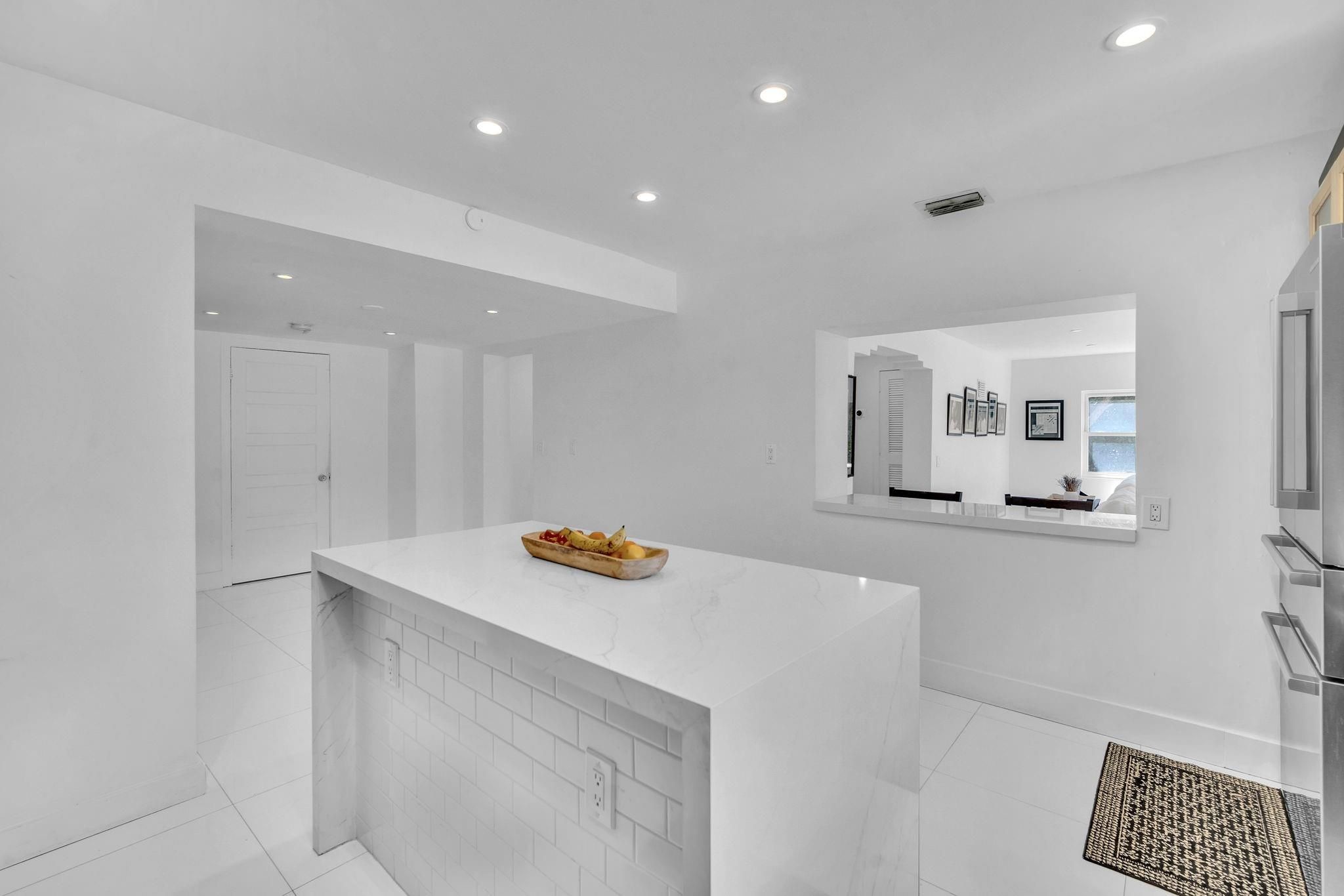 354 Golden Beach Dr, Golden Beach, FL 33160 Photo