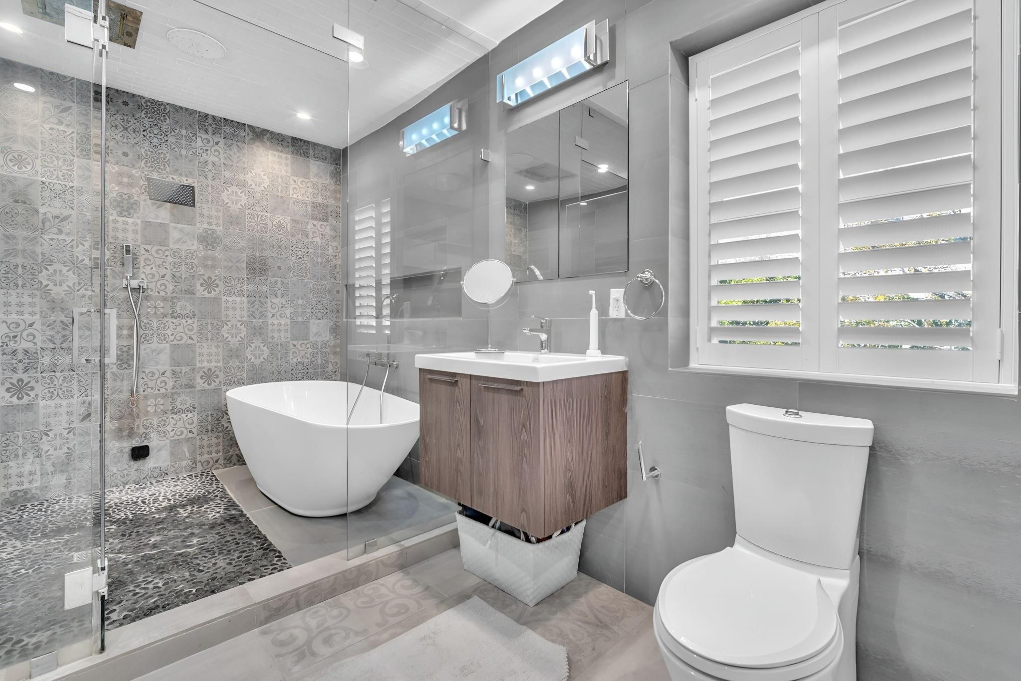 354 Golden Beach Dr, Golden Beach, FL 33160 Photo