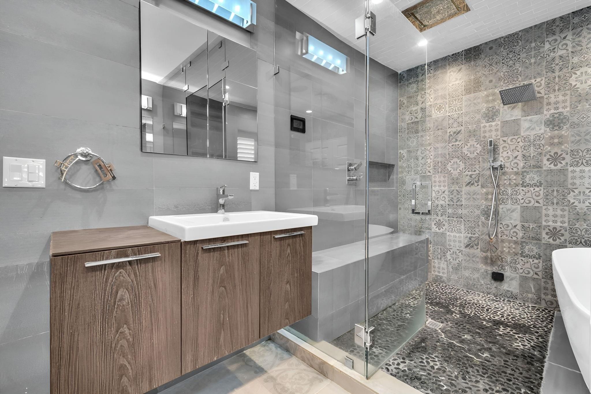 354 Golden Beach Dr, Golden Beach, FL 33160 Photo