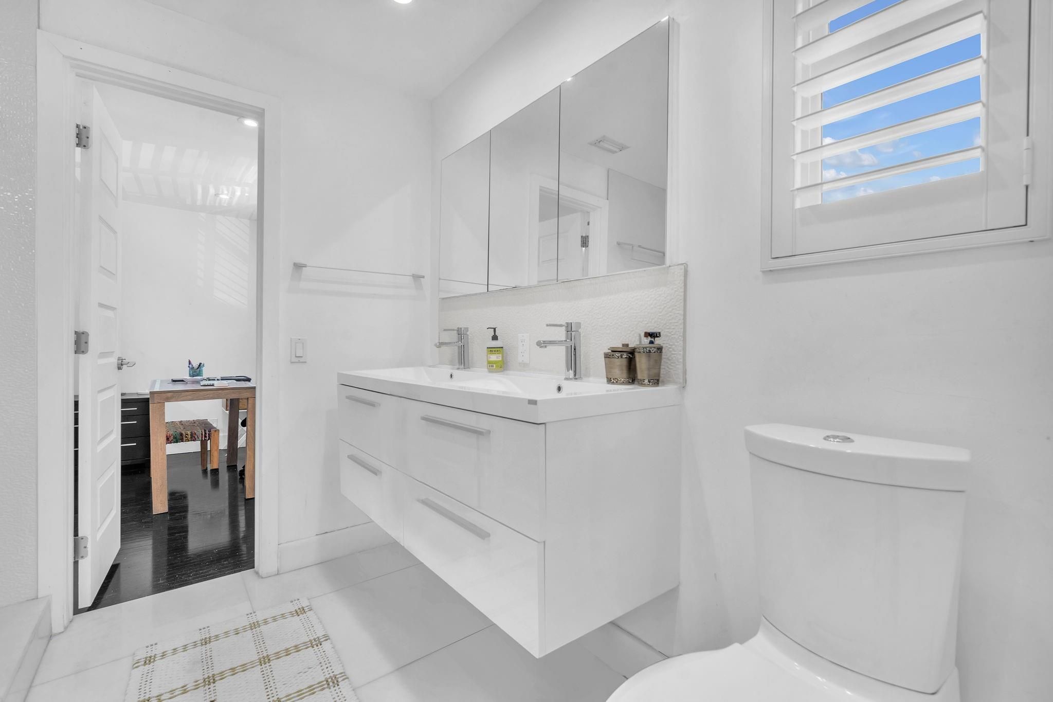 354 Golden Beach Dr, Golden Beach, FL 33160 Photo