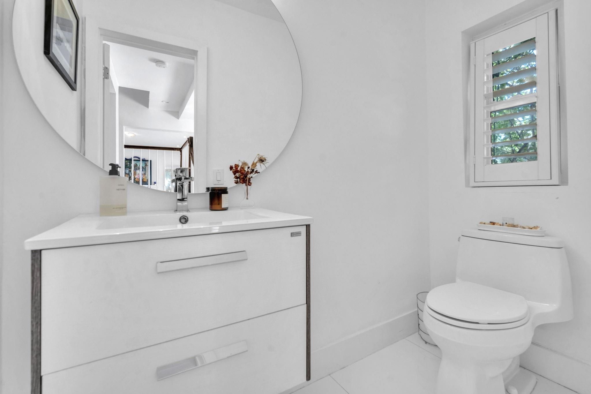 354 Golden Beach Dr, Golden Beach, FL 33160 Photo