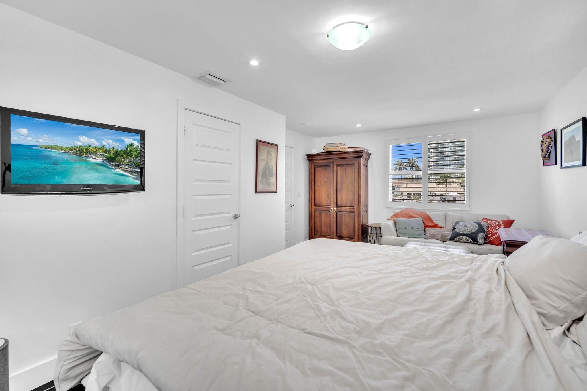 354 Golden Beach Dr, Golden Beach, FL 33160 Photo