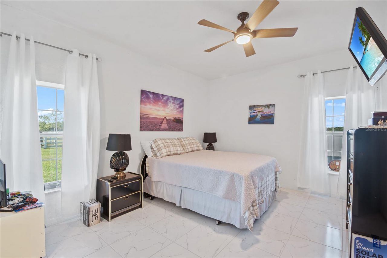 4450 SE 216th Avenue, Morriston, FL 32668 Photo