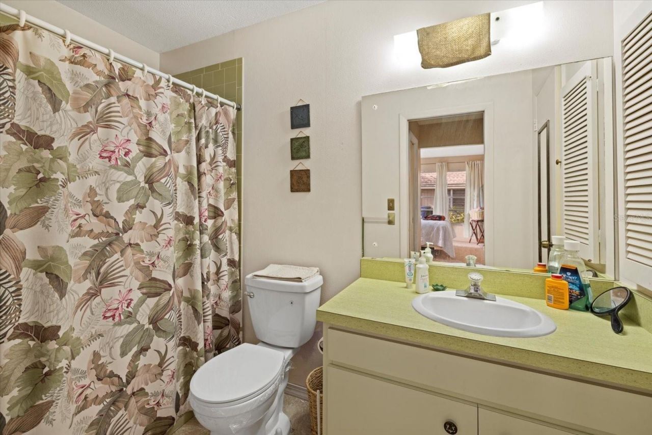 1343 Glendale Circle W, Unit 216, Sarasota, FL 34232 Photo