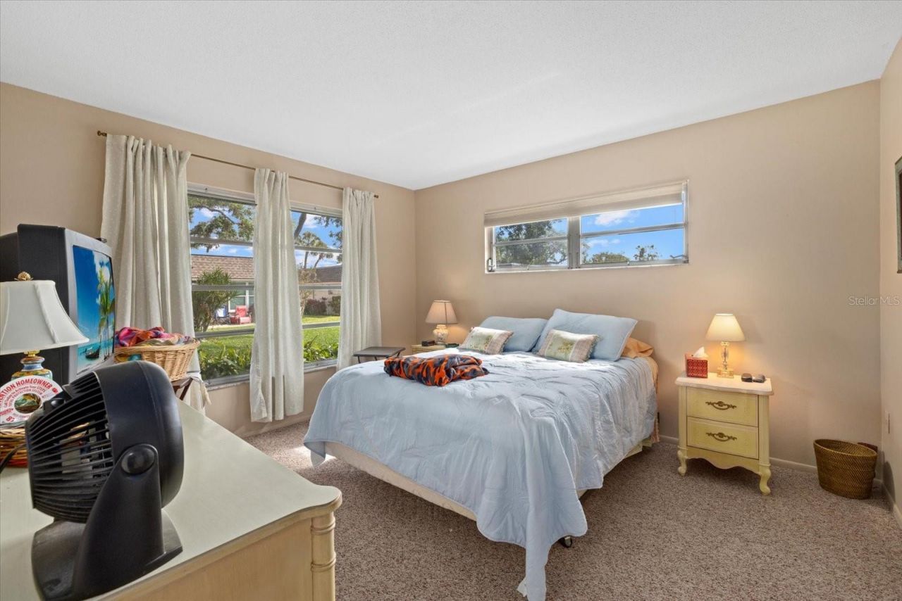 1343 Glendale Circle W, Unit 216, Sarasota, FL 34232 Photo