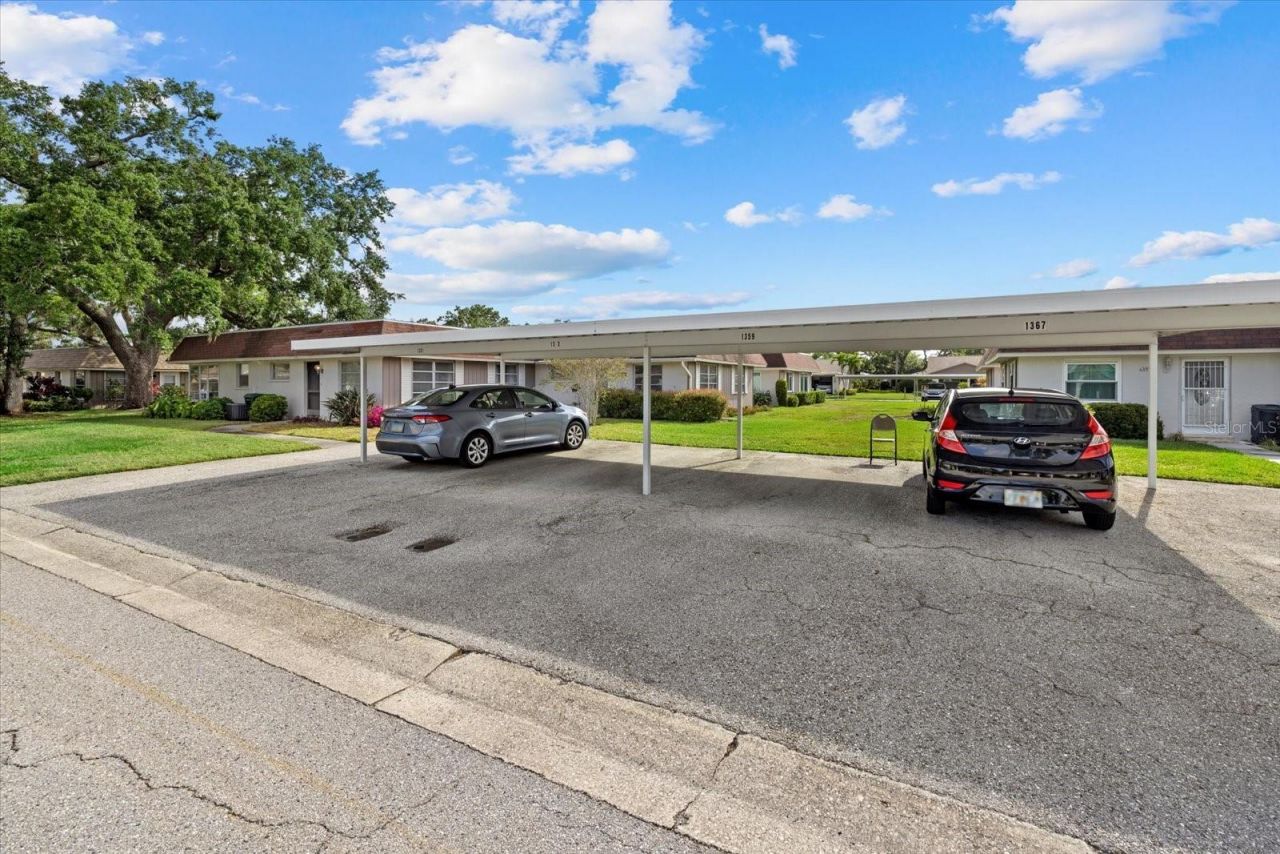 1343 Glendale Circle W, Unit 216, Sarasota, FL 34232 Photo