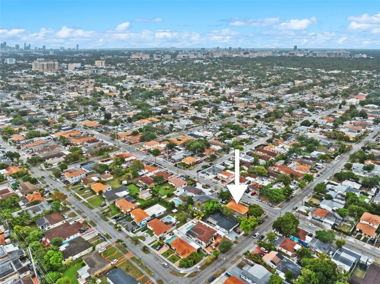 5031 NW 4th St, Miami, FL 33126 Photo