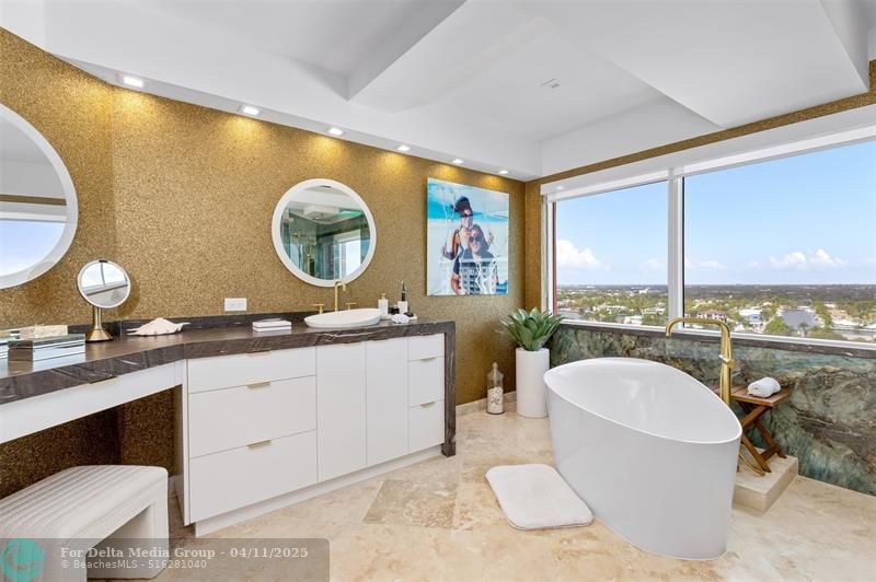 2100 N Ocean Boulevard, Unit 15B, Fort Lauderdale, FL 33305 Photo