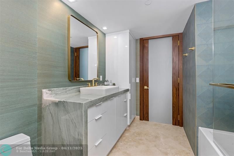 2100 N Ocean Boulevard, Unit 15B, Fort Lauderdale, FL 33305 Photo