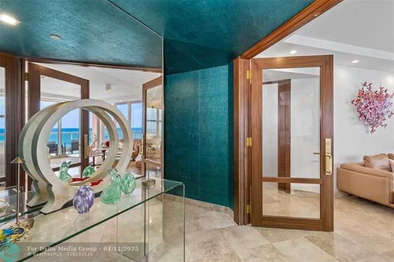 2100 N Ocean Boulevard, Unit 15B, Fort Lauderdale, FL 33305 Photo