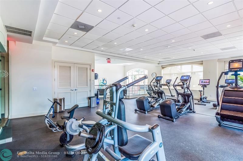 2100 N Ocean Boulevard, Unit 15B, Fort Lauderdale, FL 33305 Photo