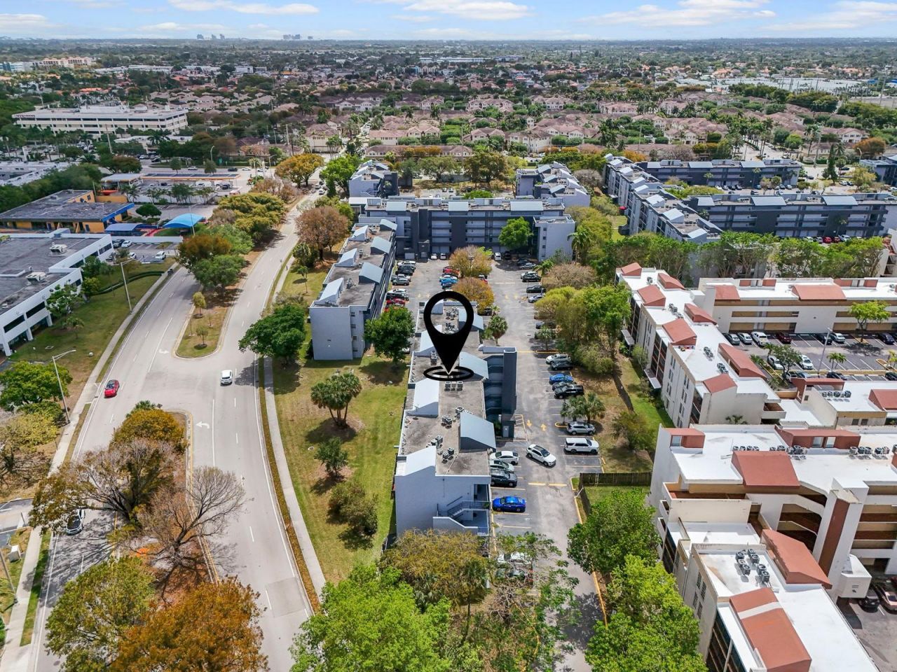 310 Fontainebleau Boulevard, Unit 502, Miami, FL 33172 Photo