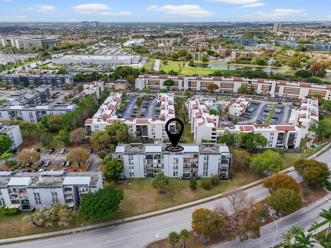 310 Fontainebleau Boulevard, Unit 502, Miami, FL 33172 Photo