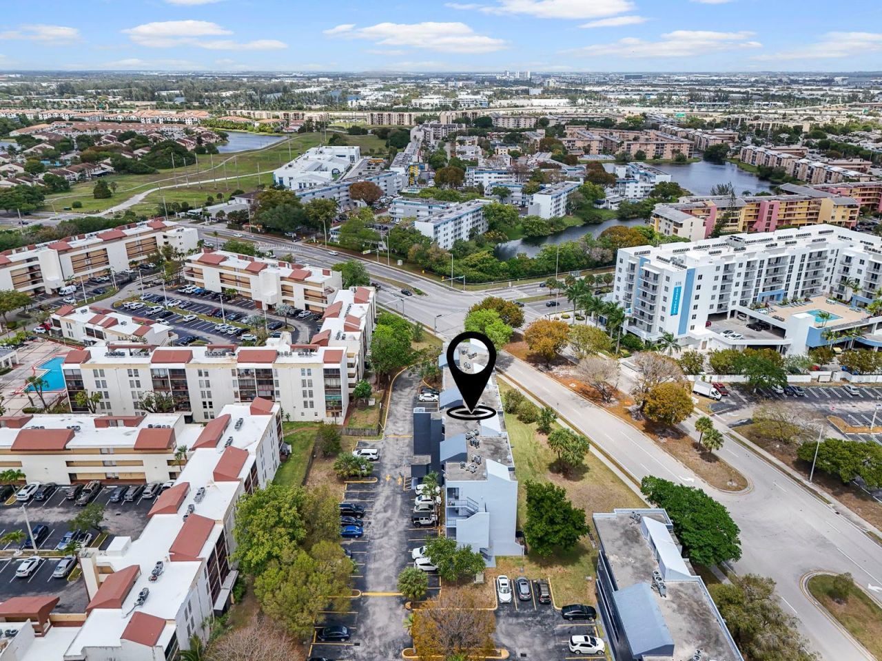 310 Fontainebleau Boulevard, Unit 502, Miami, FL 33172 Photo