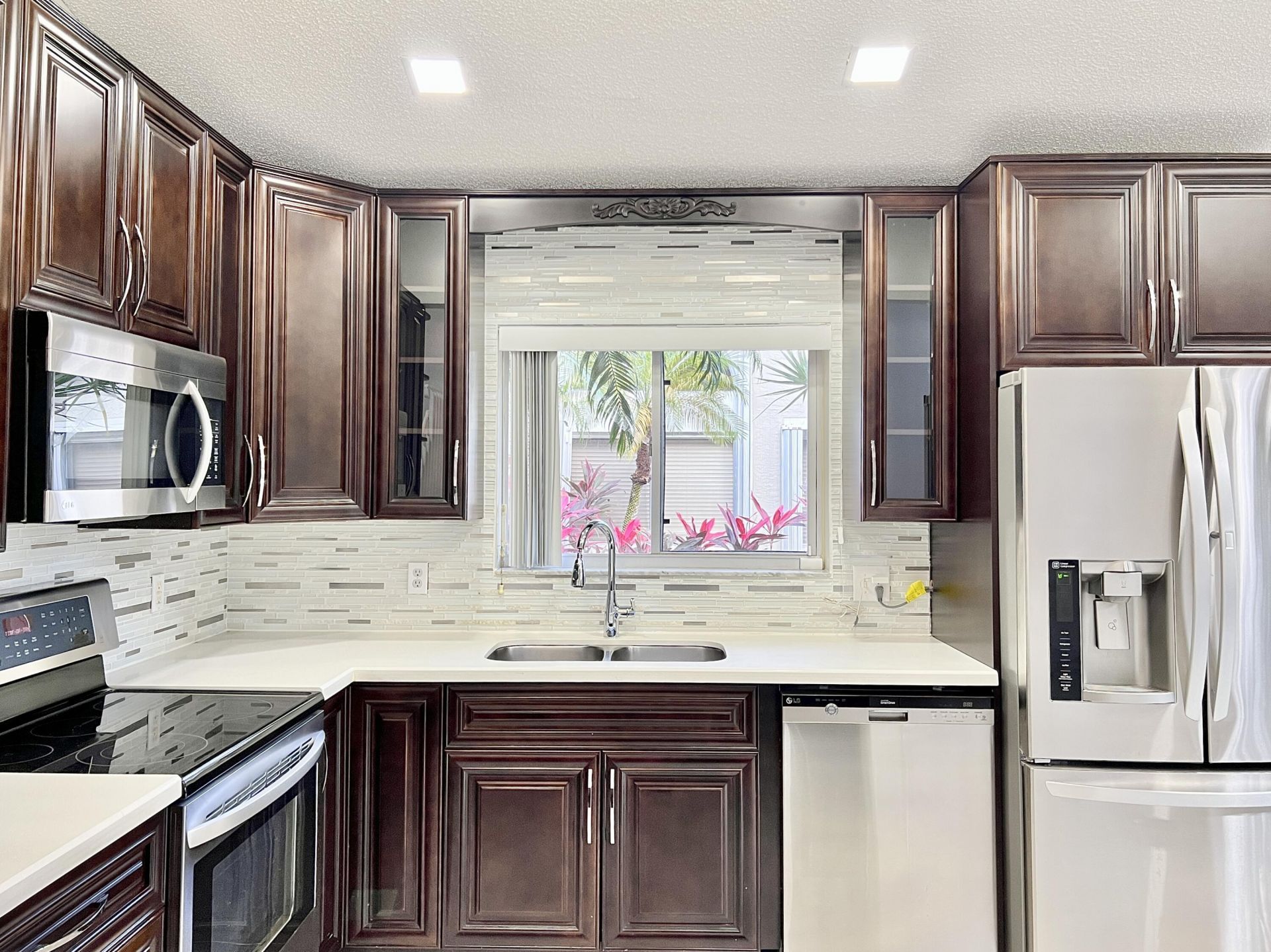 7608 Pinewalk Drive, Unit 127, Margate, FL 33063 Photo