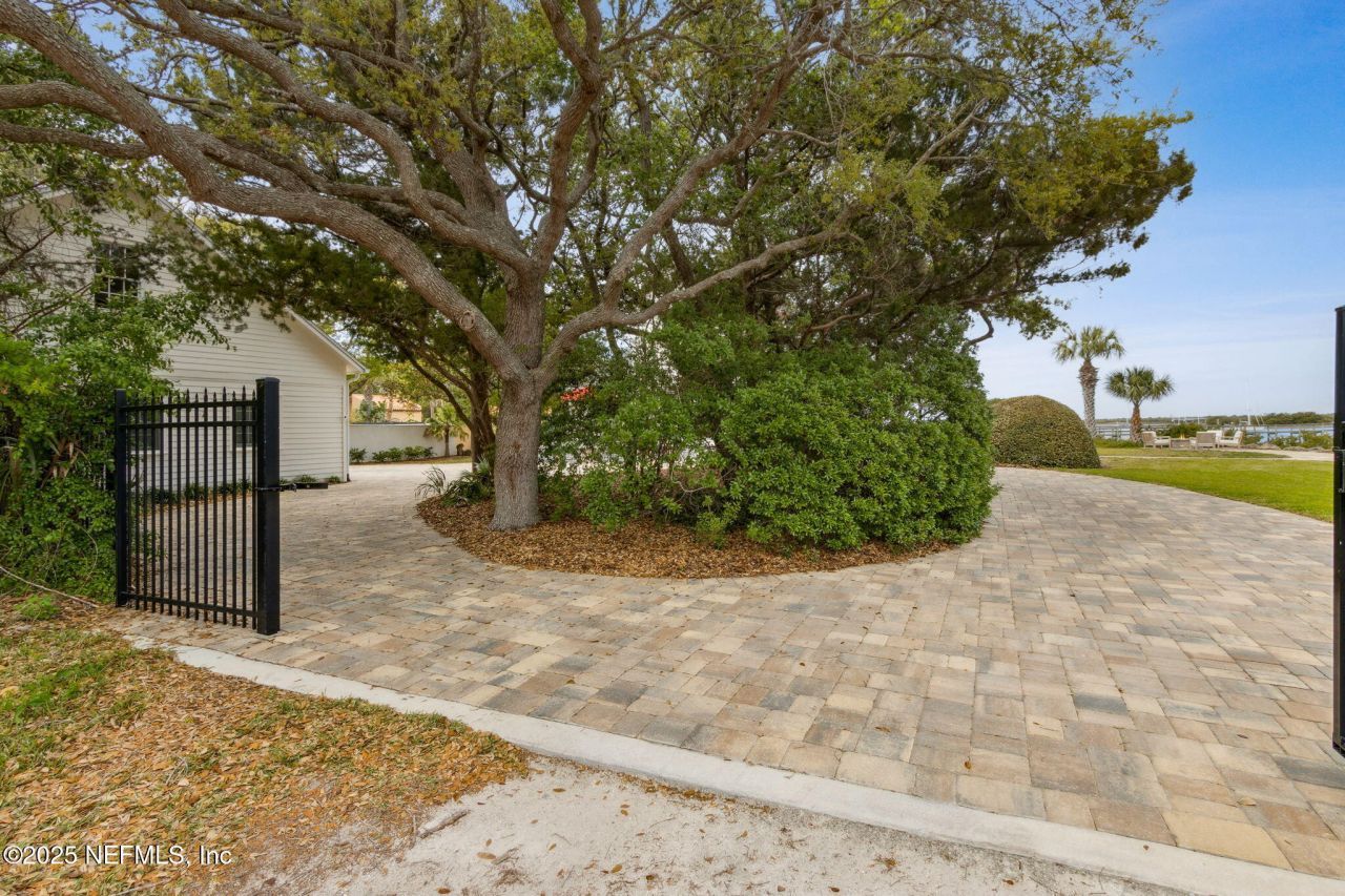 106 Carver Street E, Saint Augustine, FL 32080 Photo