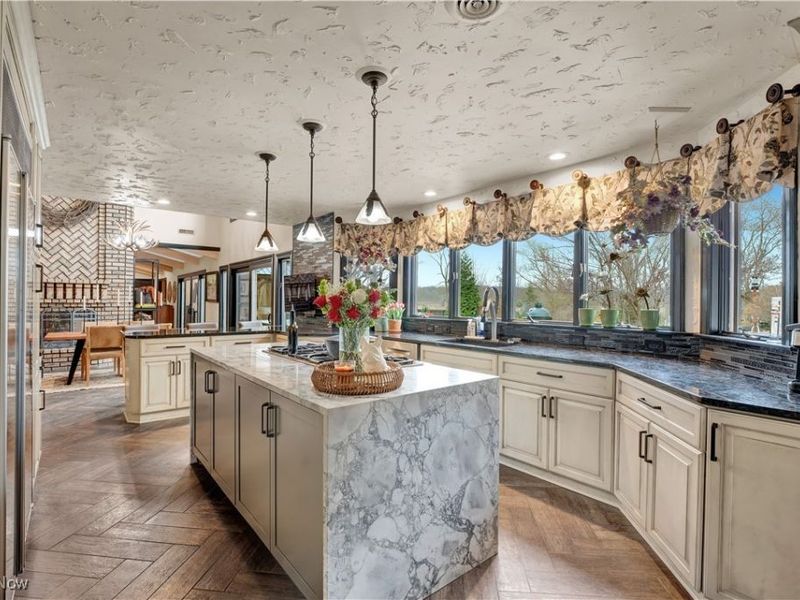 537 Lee Lore Drive, Chippewa Lake, OH 44215 Photo 12