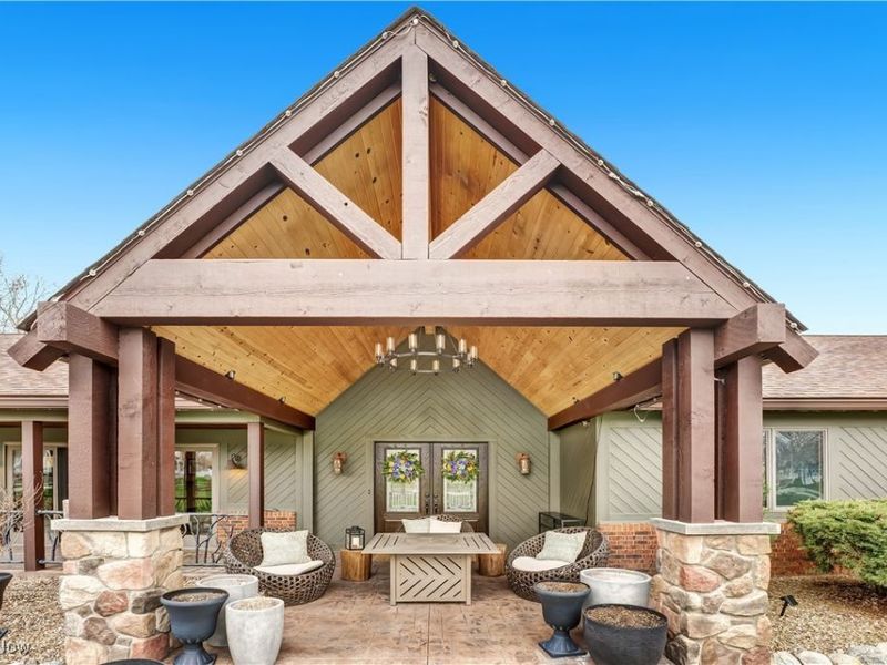 537 Lee Lore Drive, Chippewa Lake, OH 44215 Photo 2