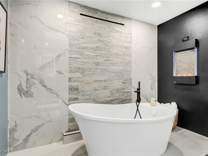 537 Lee Lore Drive, Chippewa Lake, OH 44215 Photo 25