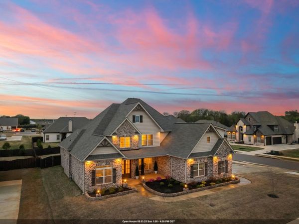 13841 Front Nine Dr, Athens, AL