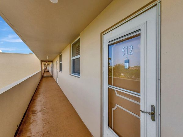 6461 NW 2nd Avenue, Unit 512, Boca Raton, FL 33487