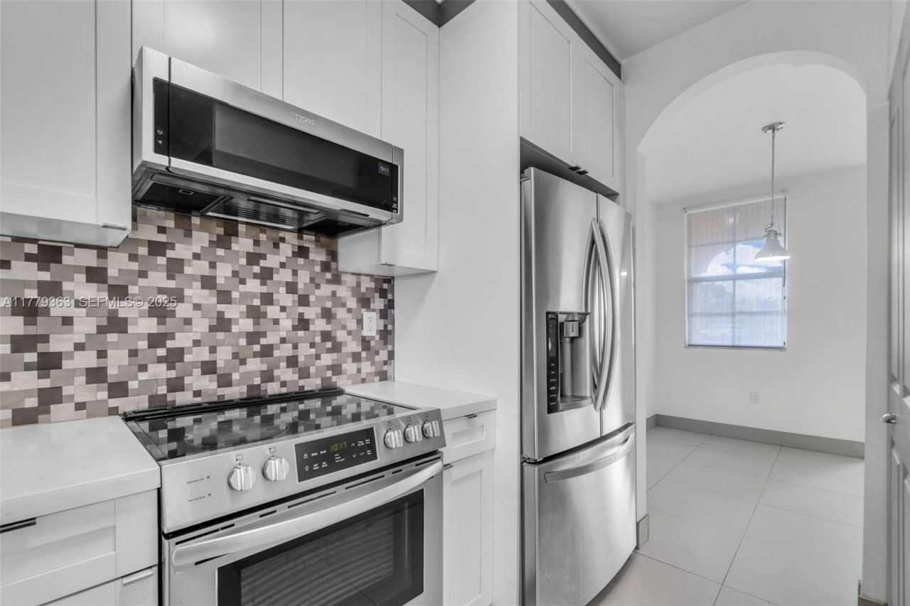 1720 NE 33rd Ave, Unit 104-5, Homestead, FL 33033 Photo