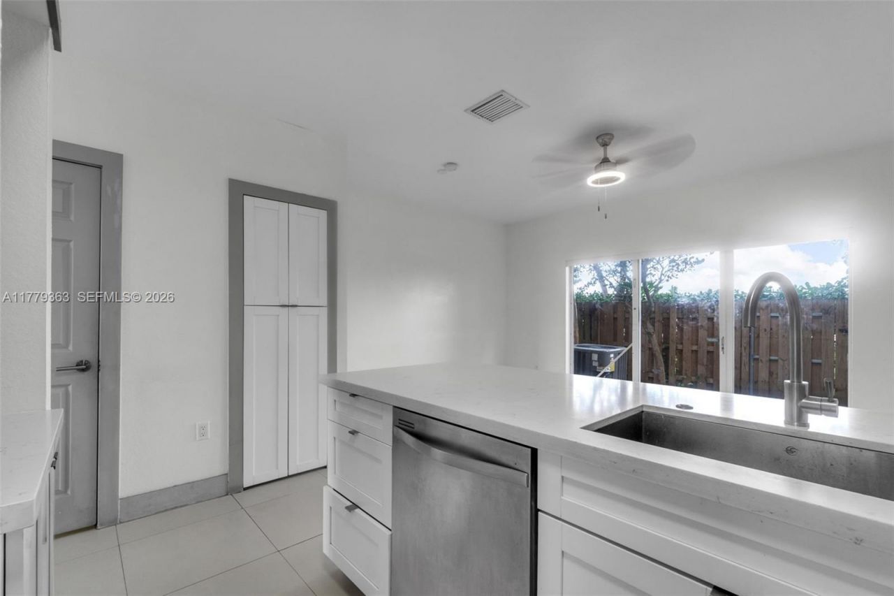 1720 NE 33rd Ave, Unit 104-5, Homestead, FL 33033 Photo