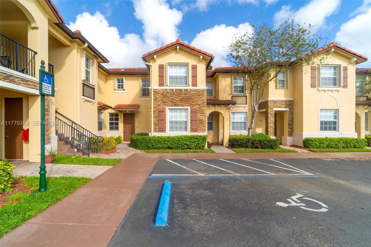 1720 NE 33rd Ave, Unit 104-5, Homestead, FL 33033 Photo