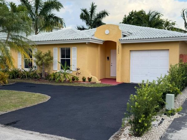 12090 SW 250th Ter, Homestead, FL 33032