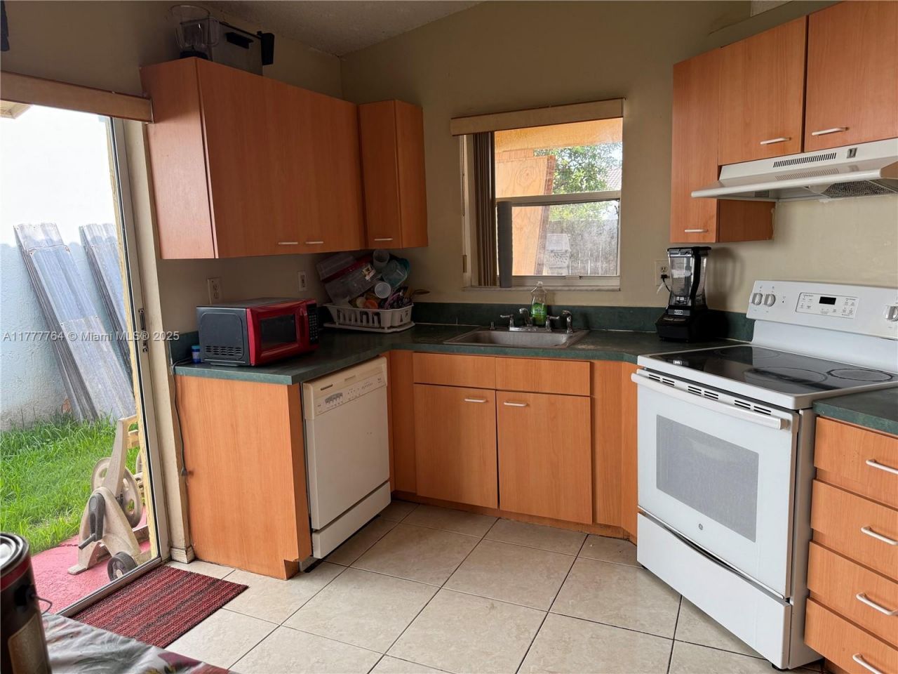 12090 SW 250th Ter, Homestead, FL 33032 Photo