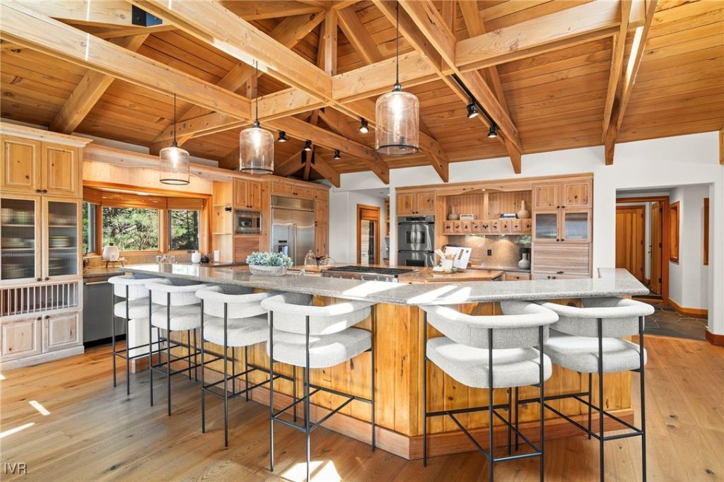 577 Eagle Drive, Incline Village, NV 89451 Photo