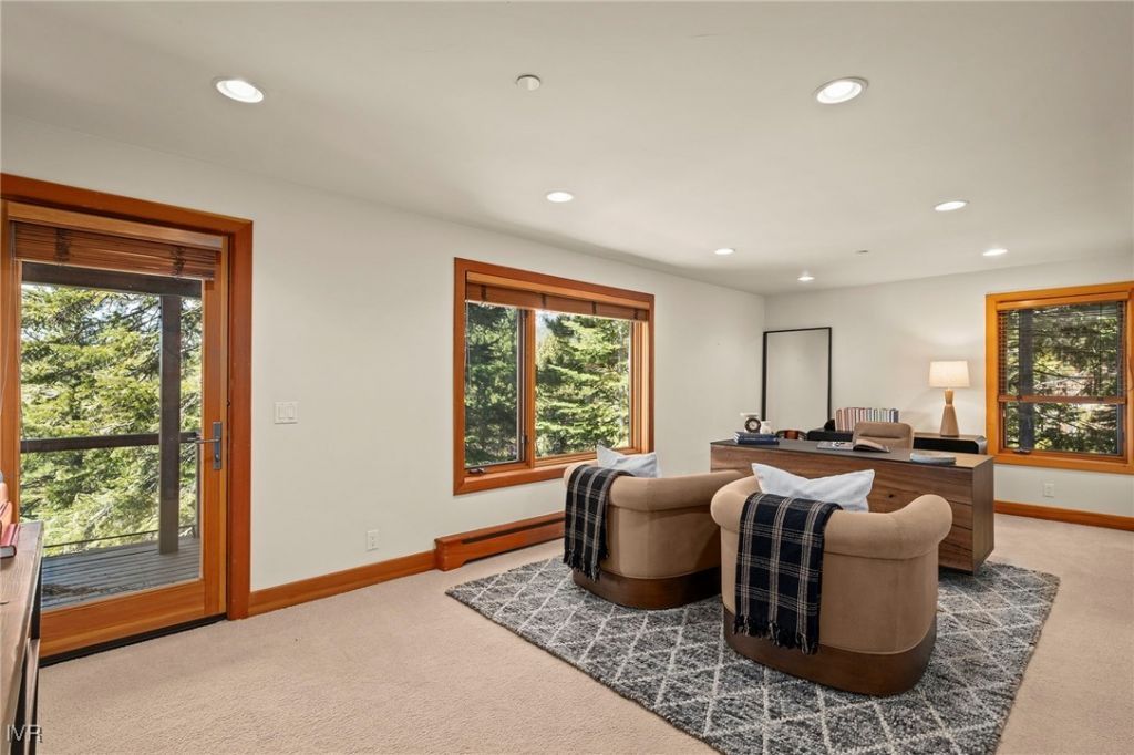 577 Eagle Drive, Incline Village, NV 89451 Photo