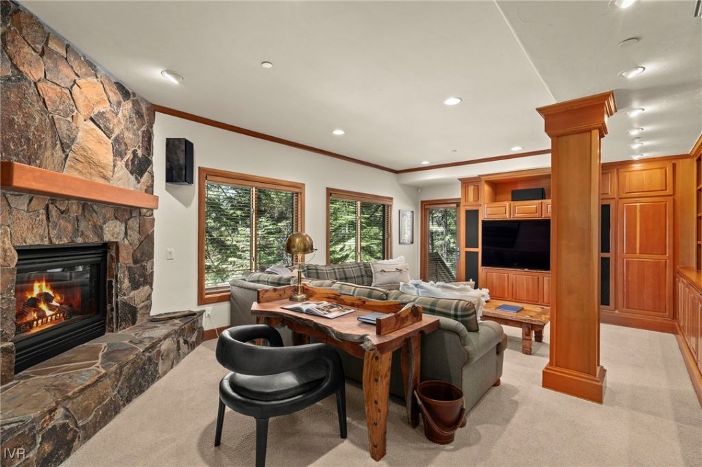 577 Eagle Drive, Incline Village, NV 89451 Photo