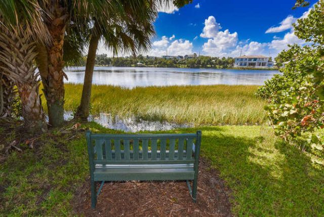 120 Celestial Way, Unit 302, Juno Beach, FL 33408 Photo