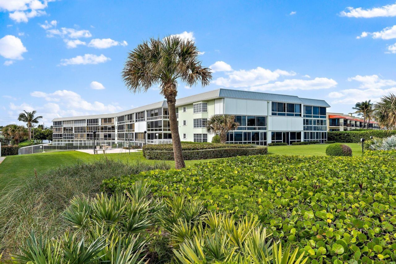 120 Celestial Way, Unit 302, Juno Beach, FL 33408 Photo