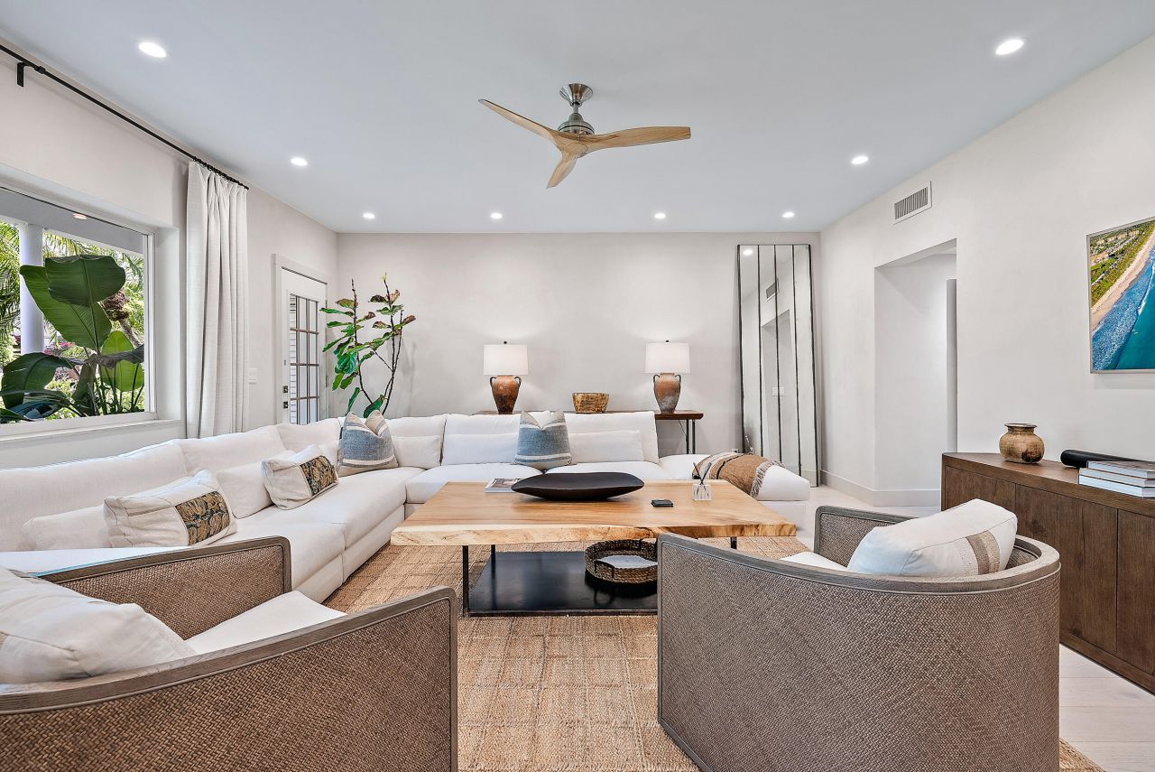 220 Atlantic Avenue, Unit 3, Palm Beach, FL 33480 Photo