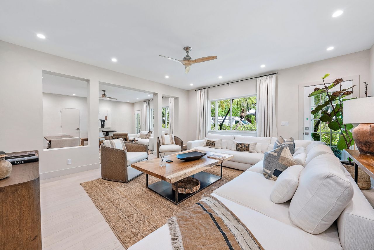 220 Atlantic Avenue, Unit 3, Palm Beach, FL 33480 Photo