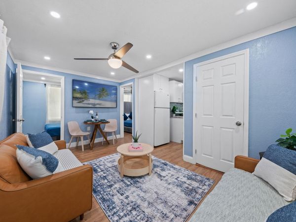 420 Avenida Alegre, Unit 3, West Palm Beach, FL 33405