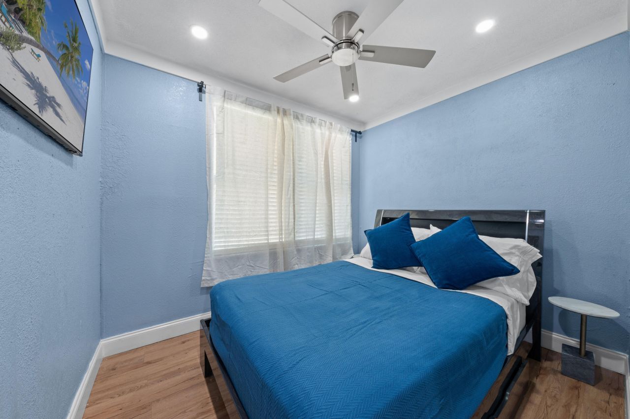 420 Avenida Alegre, Unit 3, West Palm Beach, FL 33405 Photo