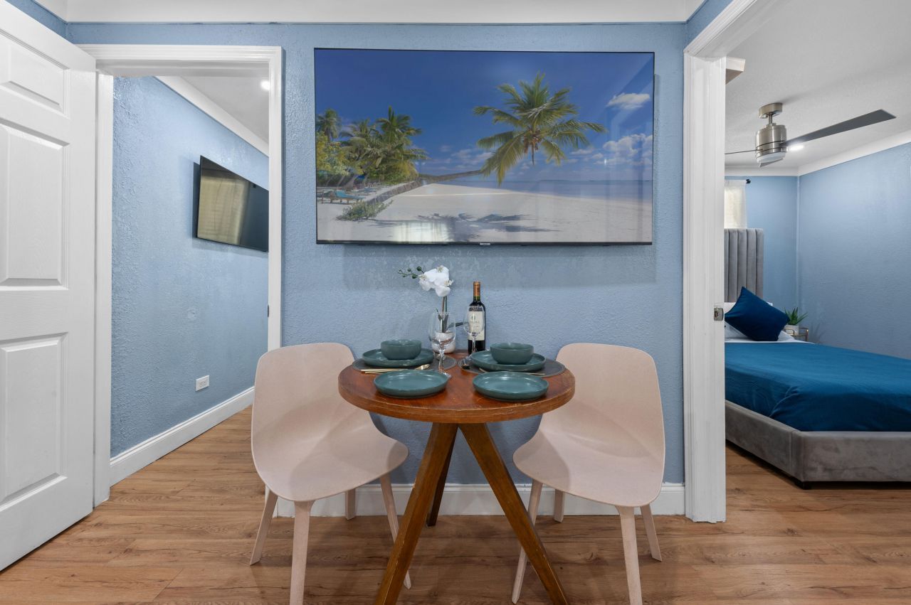 420 Avenida Alegre, Unit 3, West Palm Beach, FL 33405 Photo