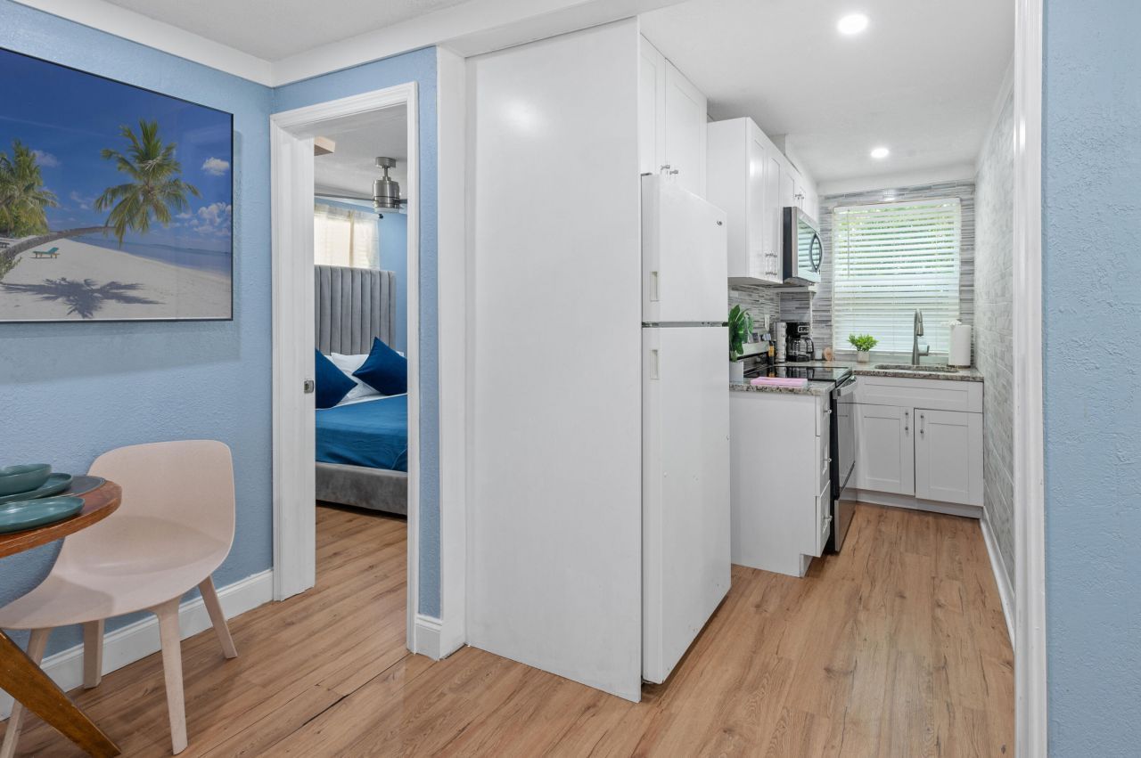 420 Avenida Alegre, Unit 3, West Palm Beach, FL 33405 Photo