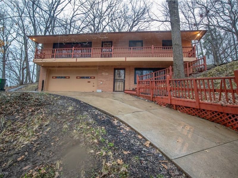 1721 Grand Boulevard, Euclid, OH 44117 Photo 1