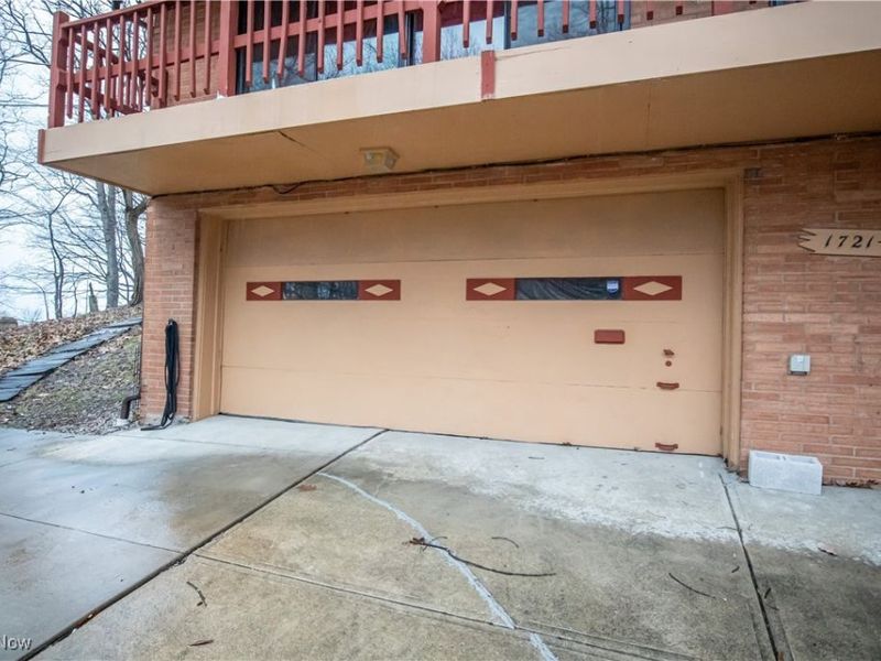 1721 Grand Boulevard, Euclid, OH 44117 Photo 3